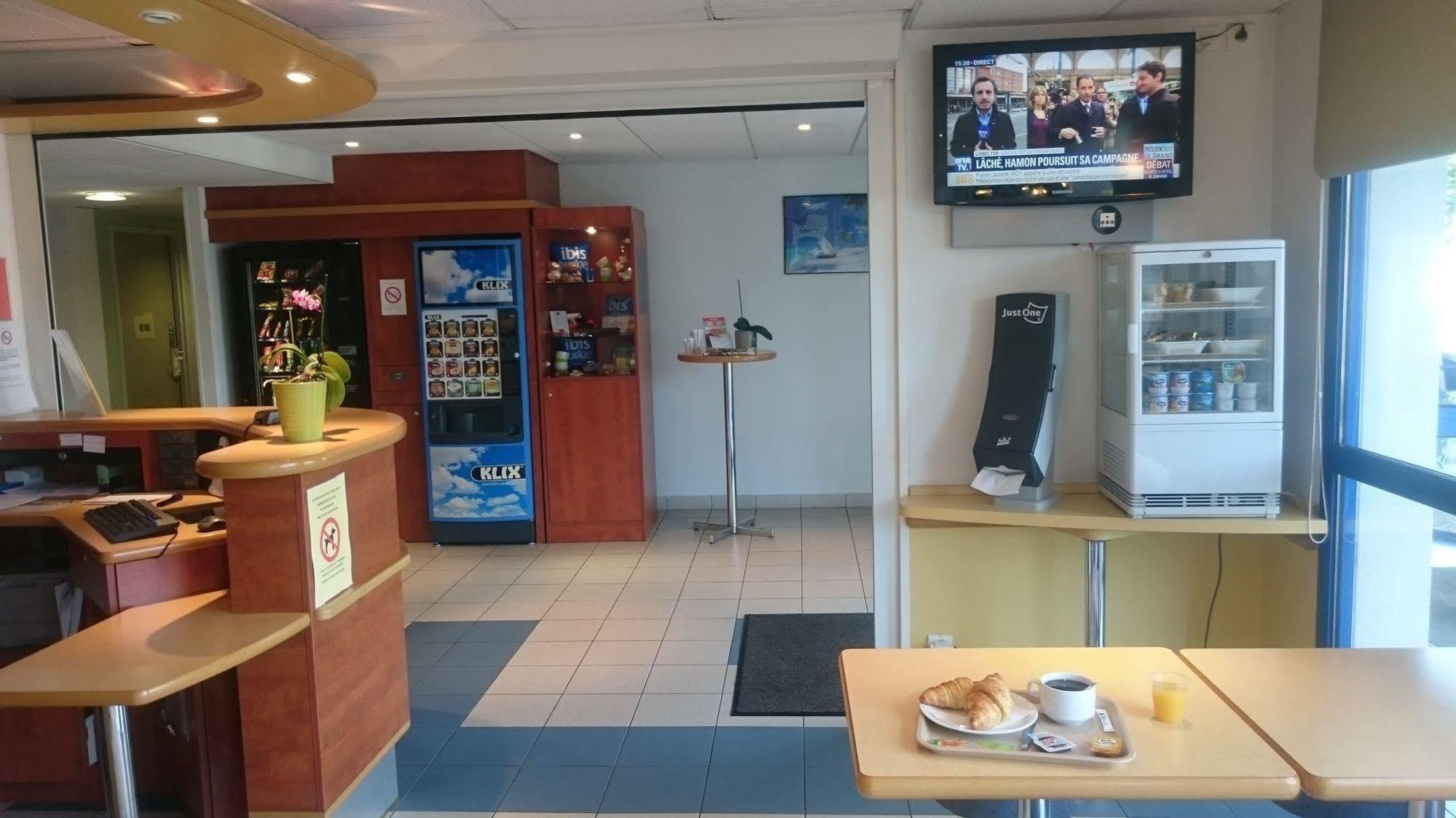 Ibis Budget Orleans Sud Comet Exterior foto